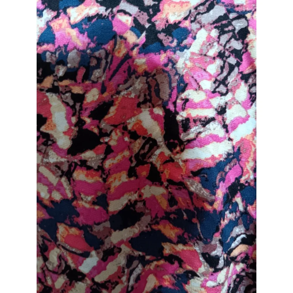 Nic + Zoe Kaleidoscope Top with Stretch Gather Detail Right Hem. - Picture 10 of 12